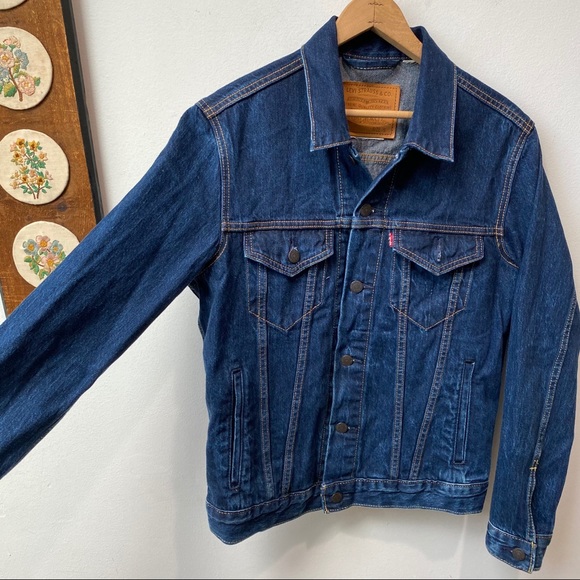 Levi’s Denim Trucker Jean Jacket - Picture 8 of 13